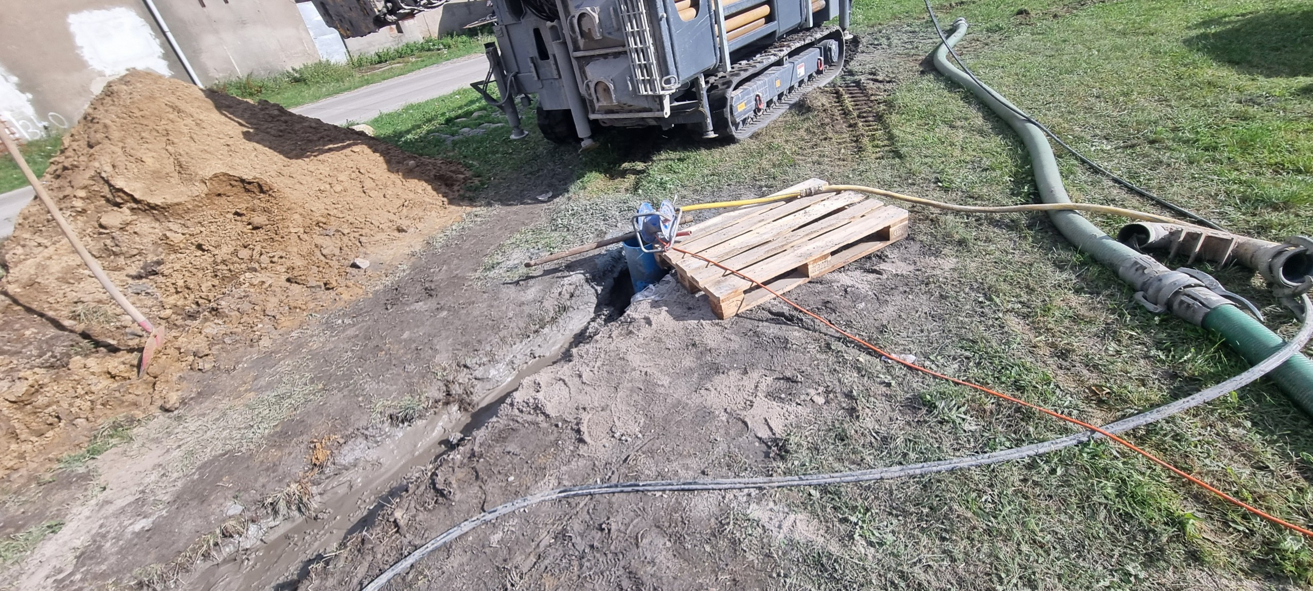 Installation von Kühl- und Prozesswasserbrunnen